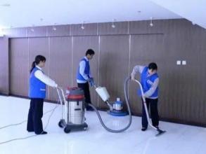 专业清洗家政服务 为您的家打造洁净健康的宜居环境